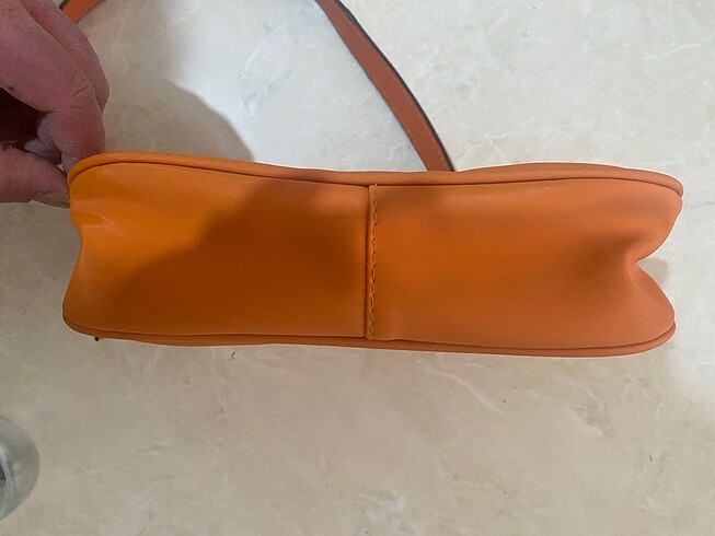  Beden H&M kadın el çantası