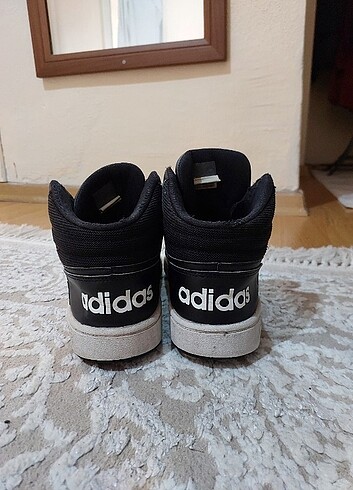 42 Beden siyah Renk Adidas ayakkabı