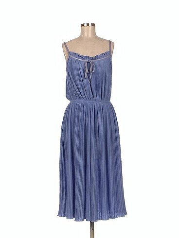 H&M Uzun Elbise %70 İndirimli.