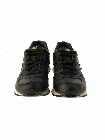 40 Beden New Balance Spor Ayakkabı %70 İndirimli.