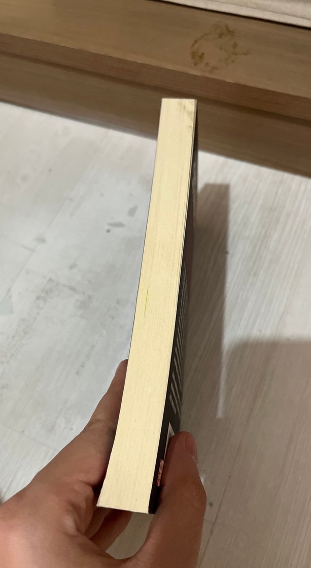 Otostopçunun Galaksi Rehberi - Douglas Adams - Görsel 4