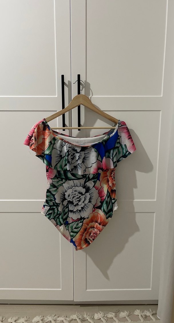 Çiçek Desenli Volanlı Mayo - Görsel 2