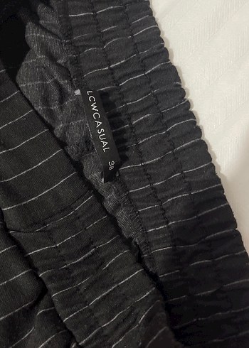 Kadın Siyah Çizgili Pileli Kumaş Pantolon - Görsel 5