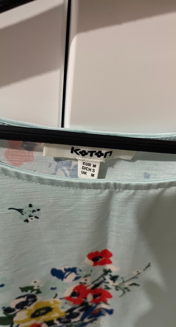 Mavi Çiçek Desenli Salaş Bluz - Görsel 2