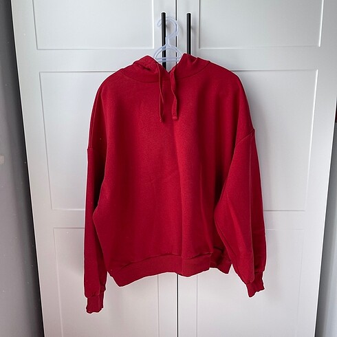 kırmızı sweatshirt