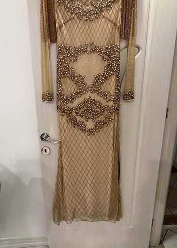 Kenzel Boncuk İşlemeli Yüksek Yakalı Uzun Abiye Elbise - Görsel 3