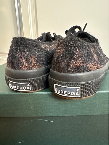 38 Beden SUPERGA