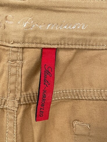 33 Beden kahverengi Renk Guess Jean / Kot %70 İndirimli.