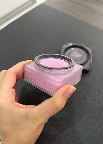 Hudabeauty Easy Bakes Pudra Ube Birthday Cake - Görsel 3