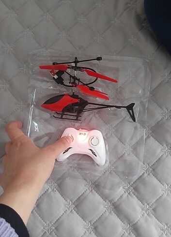 Beden Uzaktan Kumandalı şarjlı helikopter