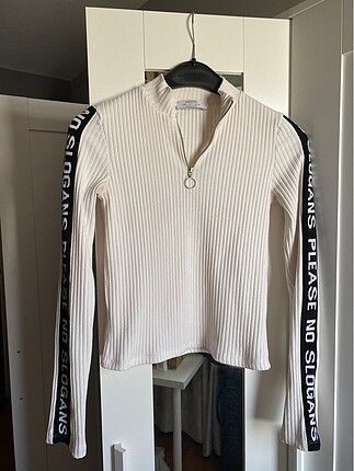 Bershka uzun kollu kazak