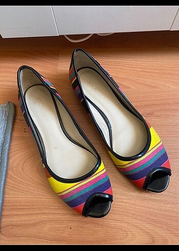 Nine west renkli babet