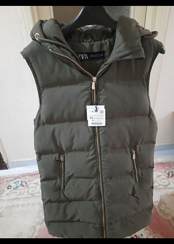 zara Kadın hakı Kapüşonlu Şişme Yelek - Görsel 6