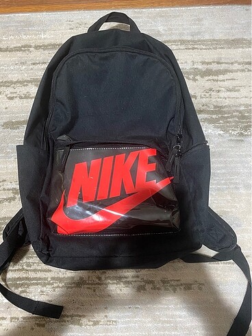 Nike çanta