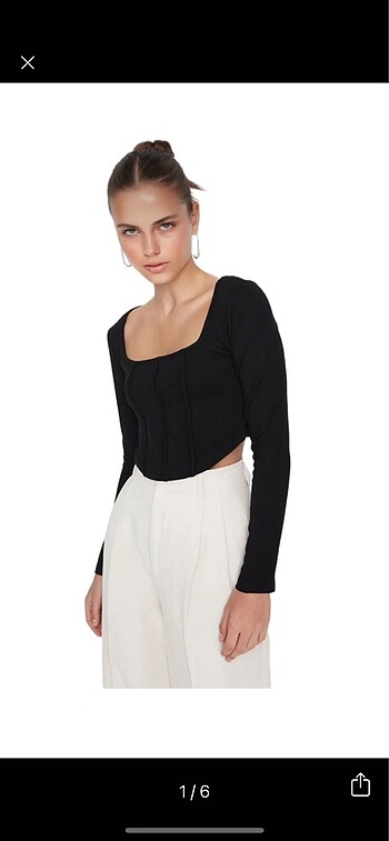 Trendyolmilla Siyah Kare Yaka Crop