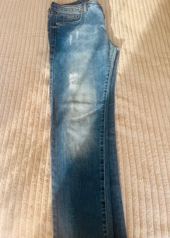Zara taşlanmış Kadın Jean - Görsel 3