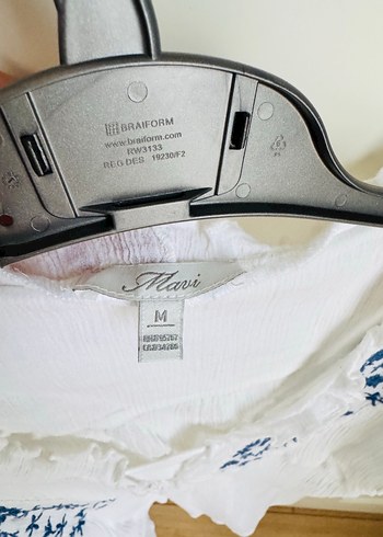 Nakışlı V Yakalı Bluz - Görsel 4