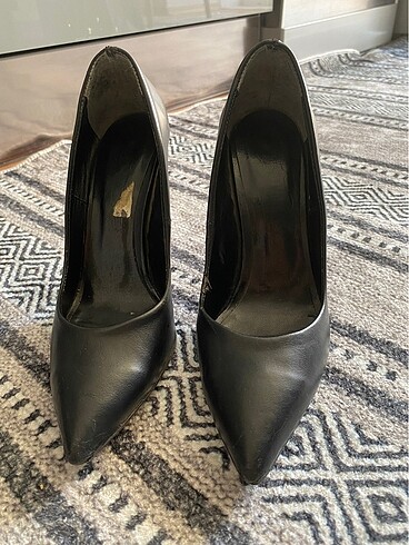 Siyah deri klasik topuklu ayakkabı #stiletto - Görsel 3