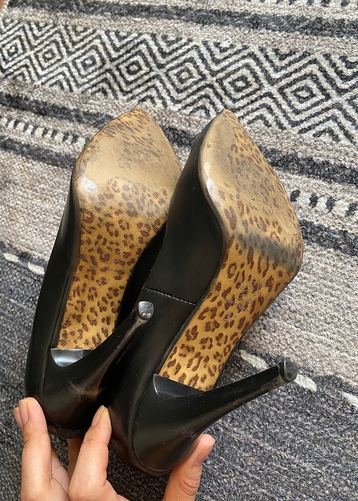 Siyah deri klasik topuklu ayakkabı #stiletto - Görsel 4