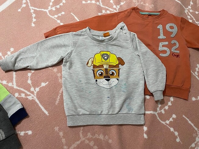 6 adet 12-18 ay karışık sweatshirt-kazak - Görsel 6