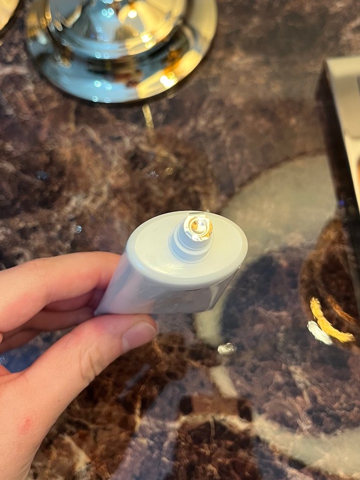 Supergoop! Glow Screen SPF 30 Güneş Kremi - Görsel 3