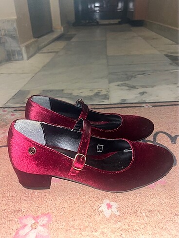 37 Beden Pierre Cardin Topuklu Babet
