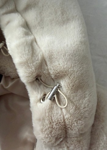 Kapüşonlu Bej Peluş Kadın Ceket - Görsel 7