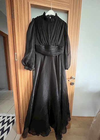 40 Beden siyah Renk Uzun Siyah Pilili Gotik Kadın Elbise