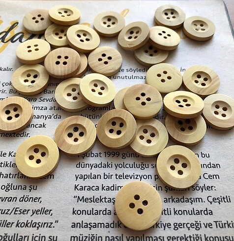 15 mm ahşap düğme