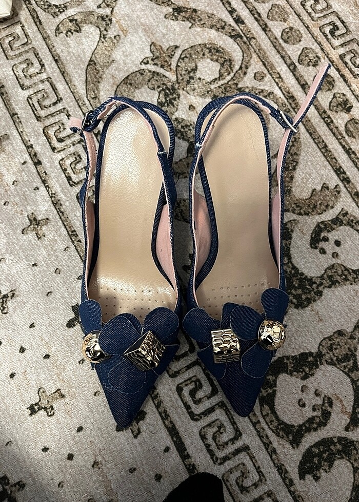 Kot topuklu ayakkabı - Görsel 5