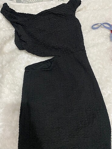 27 Beden siyah Renk BERSHKA geçen sezon siyah kısa elbise