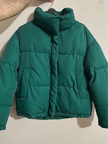 Bershka şişme mont
