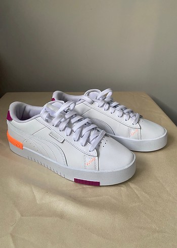 39 Beden Beyaz Puma Kadın Spor Ayakkabı