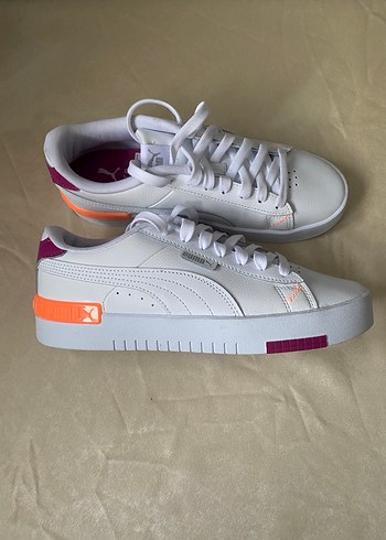 Beyaz Puma Kadın Spor Ayakkabı