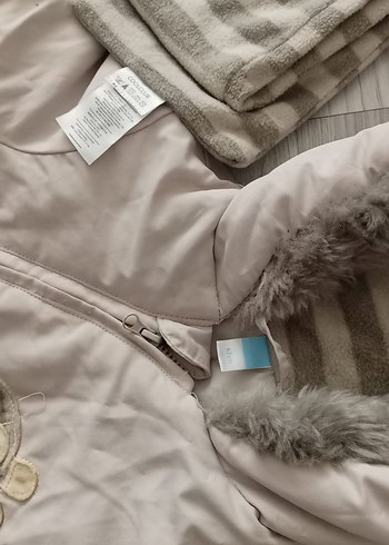 Kapüşonlu Gri tulum - Görsel 2