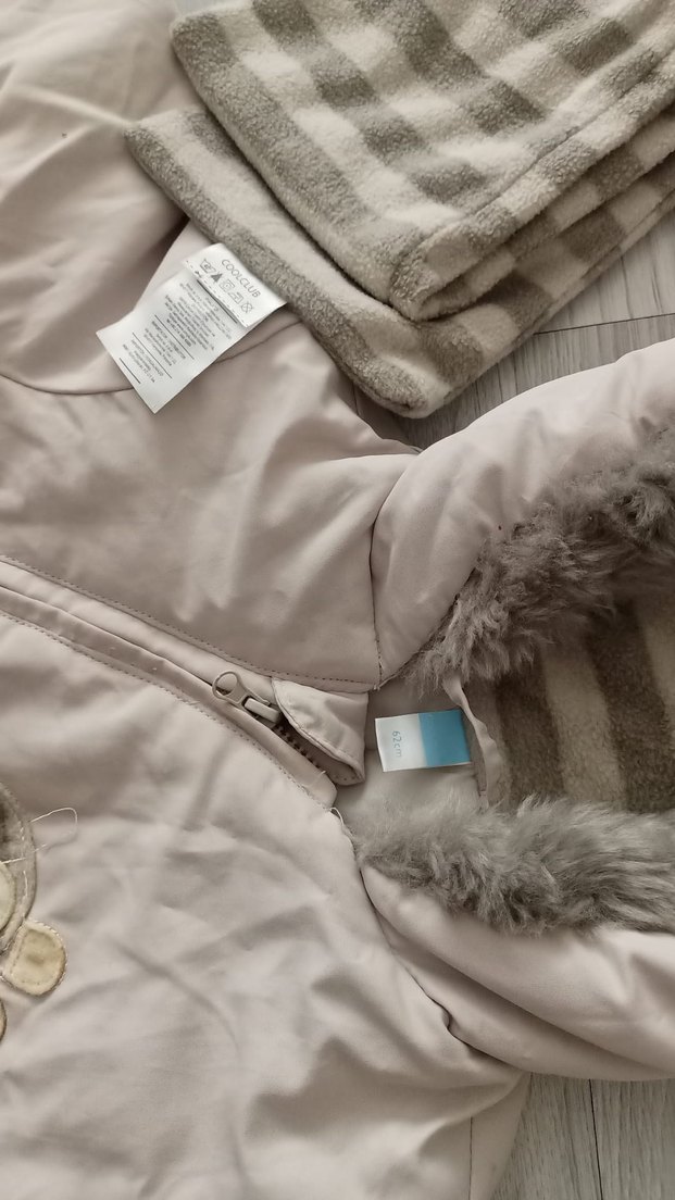 Kapüşonlu Gri tulum - Görsel 2