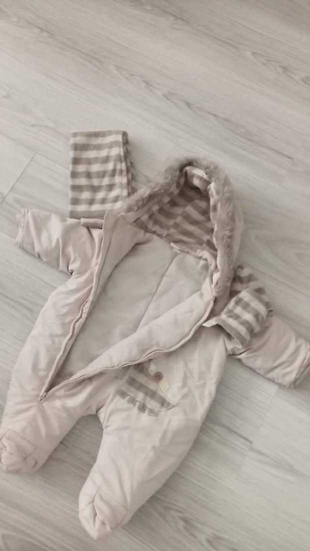 Kapüşonlu Gri tulum - Görsel 3