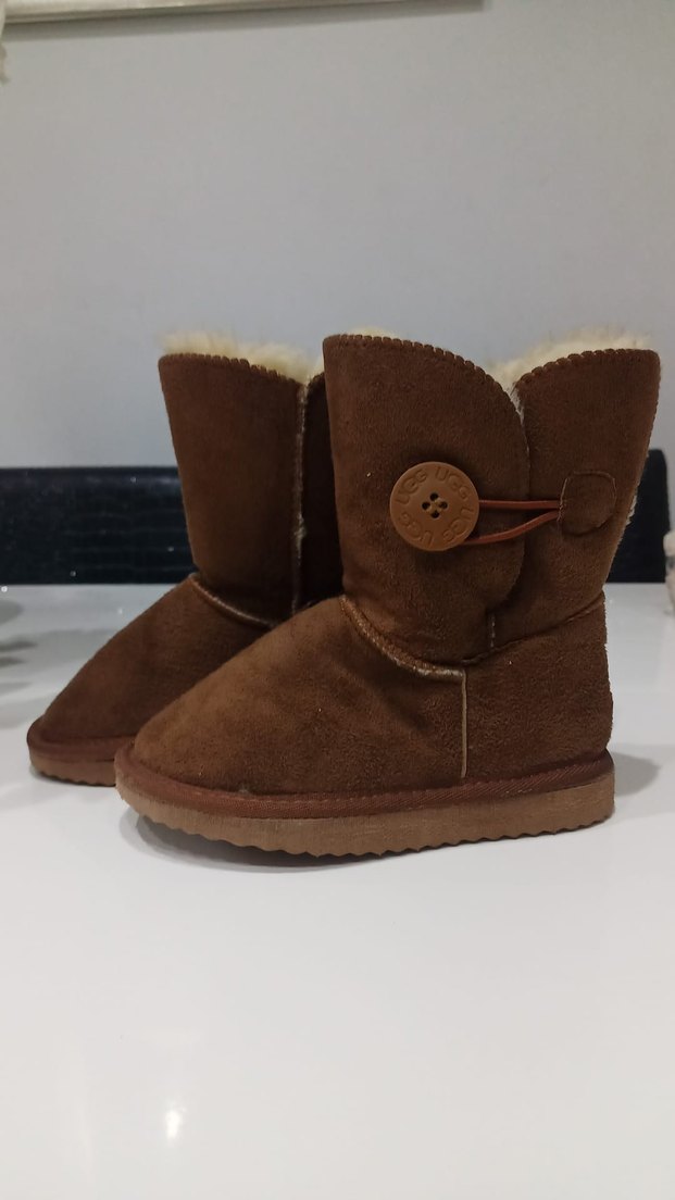 UGG Kahverengi Süet Bot - Görsel 2