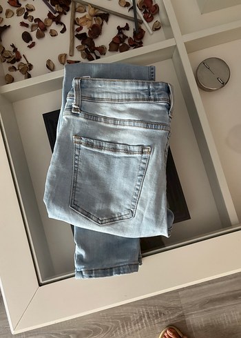 36 Beden BERSHKA Etiketli Skinny jean