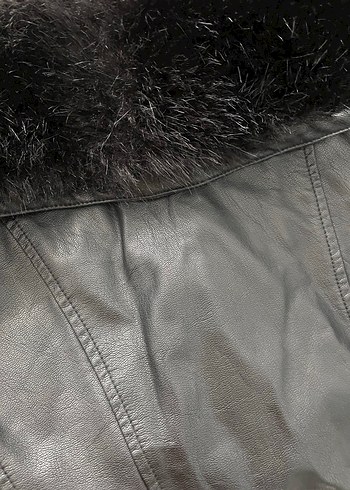 Siyah Deri Kadın Ceket, Kürklü Yaka - Görsel 5