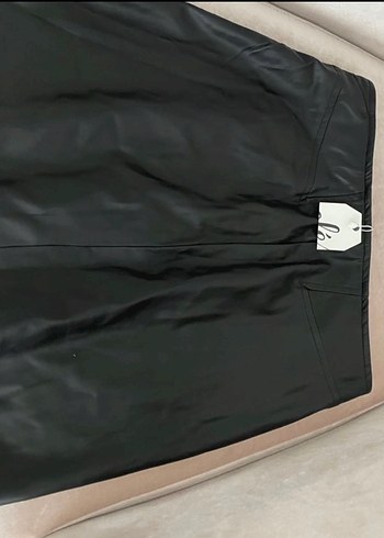 Fermuarlı Siyah Deri Mini Etek - Görsel 2