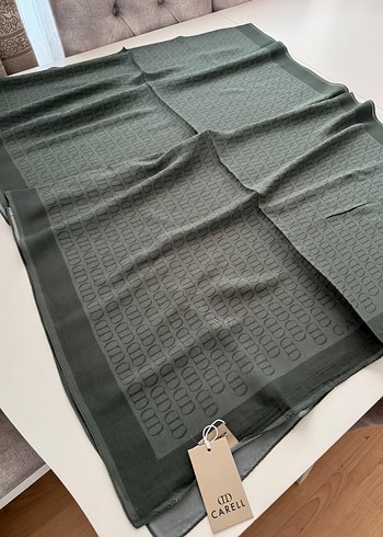 Gucci monogram floş şal carell etiketli