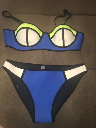 Muhtesem yeni sezon hic kullanilmamis bikini