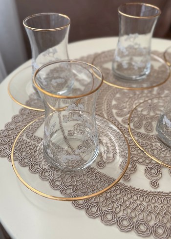 Altın Kenarlı Çiçek Desenli İnce Cam - Görsel 3