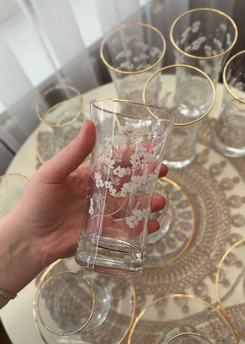 Altın Kenarlı Çiçek Desenli İnce Cam - Görsel 6