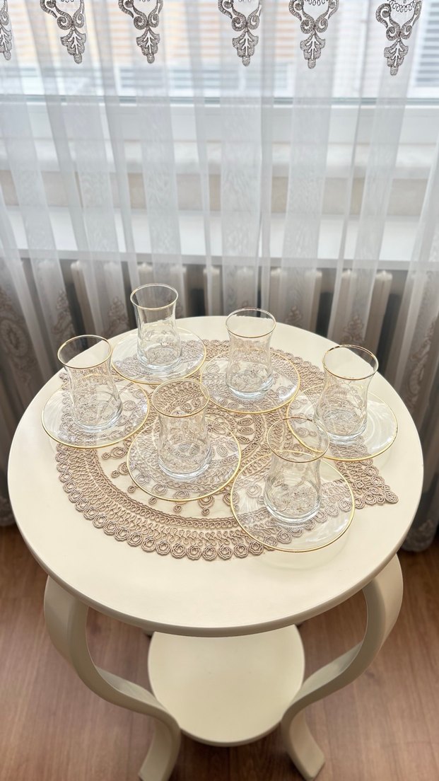 Altın Kenarlı Çiçek Desenli İnce Cam - Görsel 2