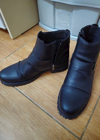 Erkek bot - Görsel 2