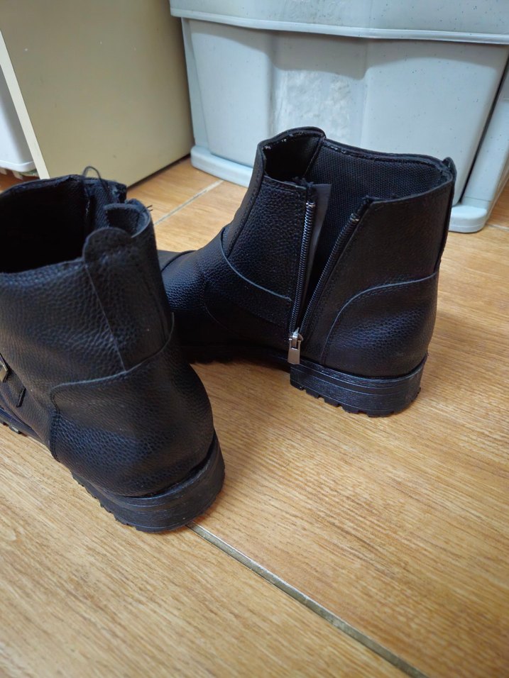 Erkek bot - Görsel 4