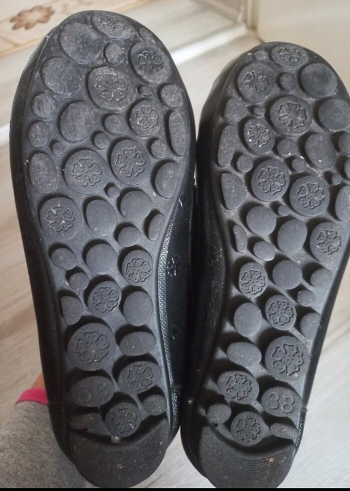 Kadın Siyah Tokalı Düz Ayakkabı - Görsel 4