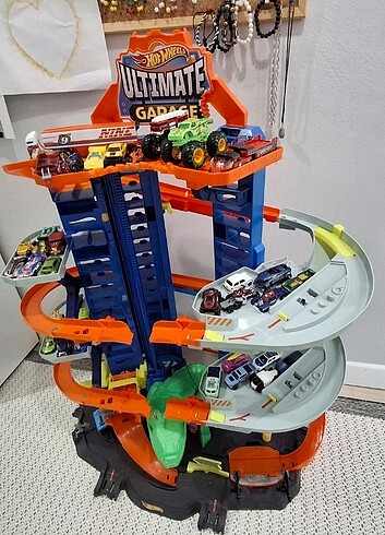 Hot Wheels Hotweels garaj